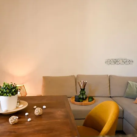 Apartment 2 - Rustic Romantic Flat Pisa